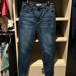 Madewell Women’s curvy High Rise Skinny jeans